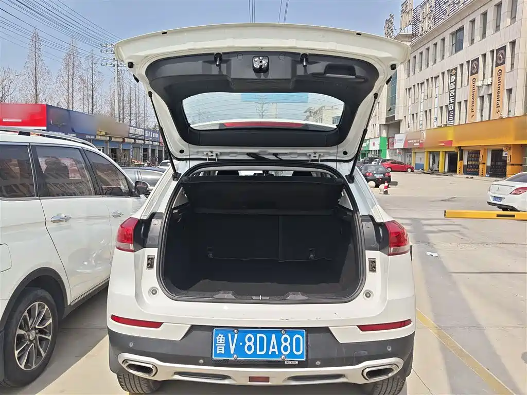 Haval H2s 2017 — фото 14