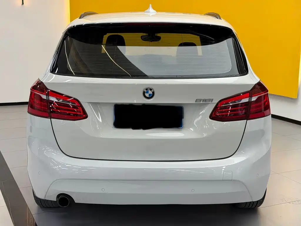 BMW 2 Series Active Tourer 2016 — фото 7