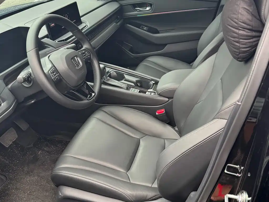 Honda Accord 2025 — фото 11