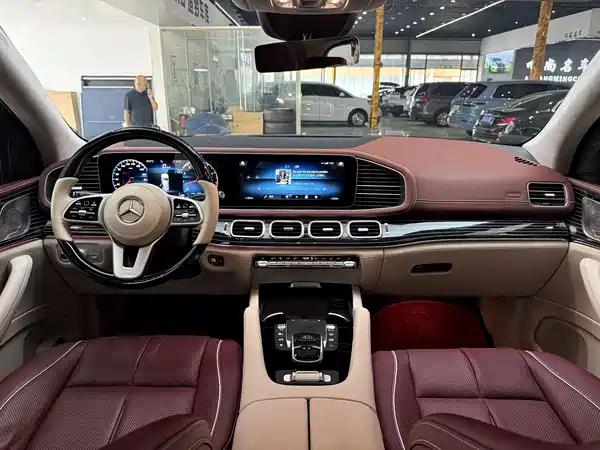 Mercedes-Benz GLS 2021