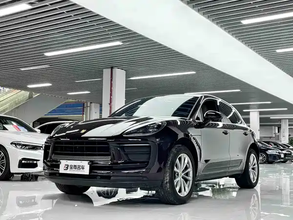 Porsche Macan 2022