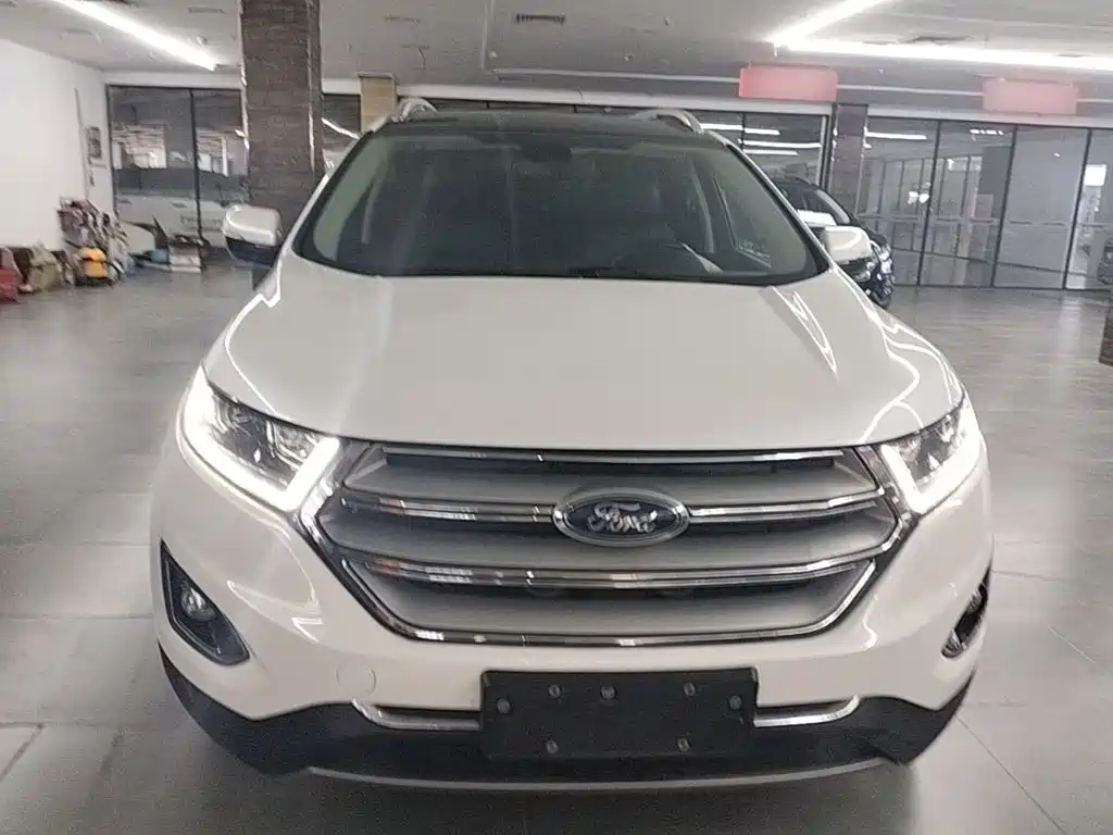 Ford Edge 2017 — фото 3