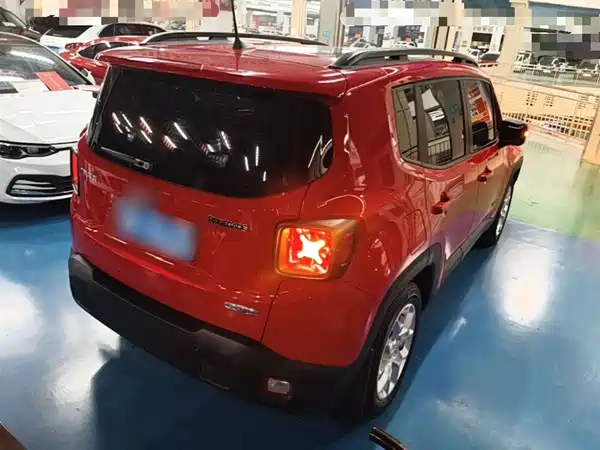 Jeep Freeman 2018