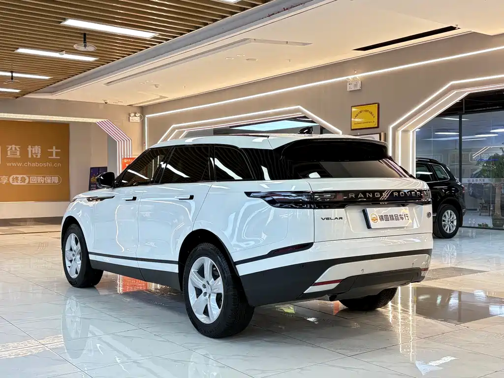 Land Rover Velar 2024 — фото 3