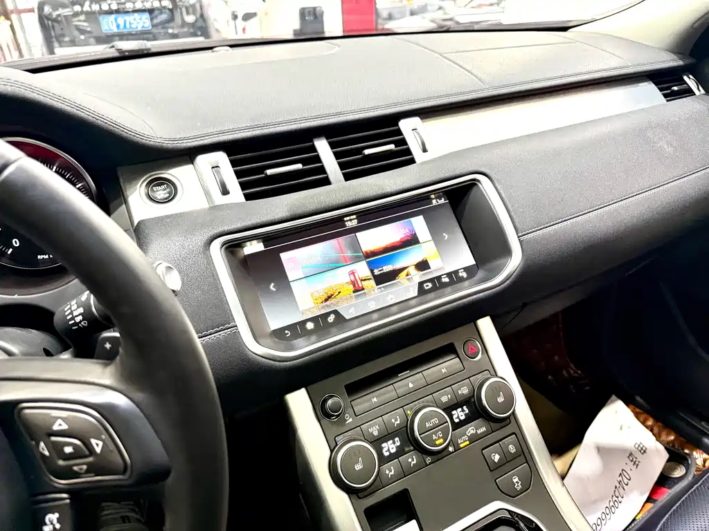 Land Rover Evoque 2017 — фото 10