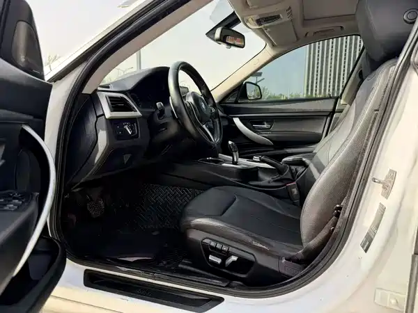 BMW 3 Series GT 2016
