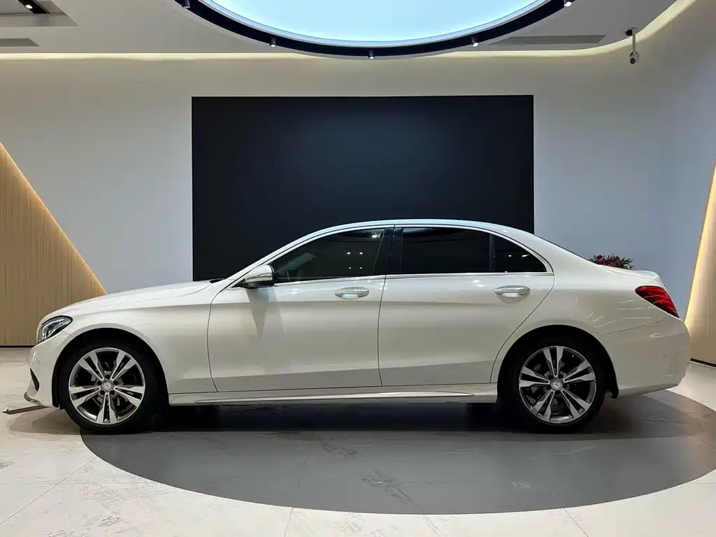 Mercedes-Benz C-Class 2015 — фото 8