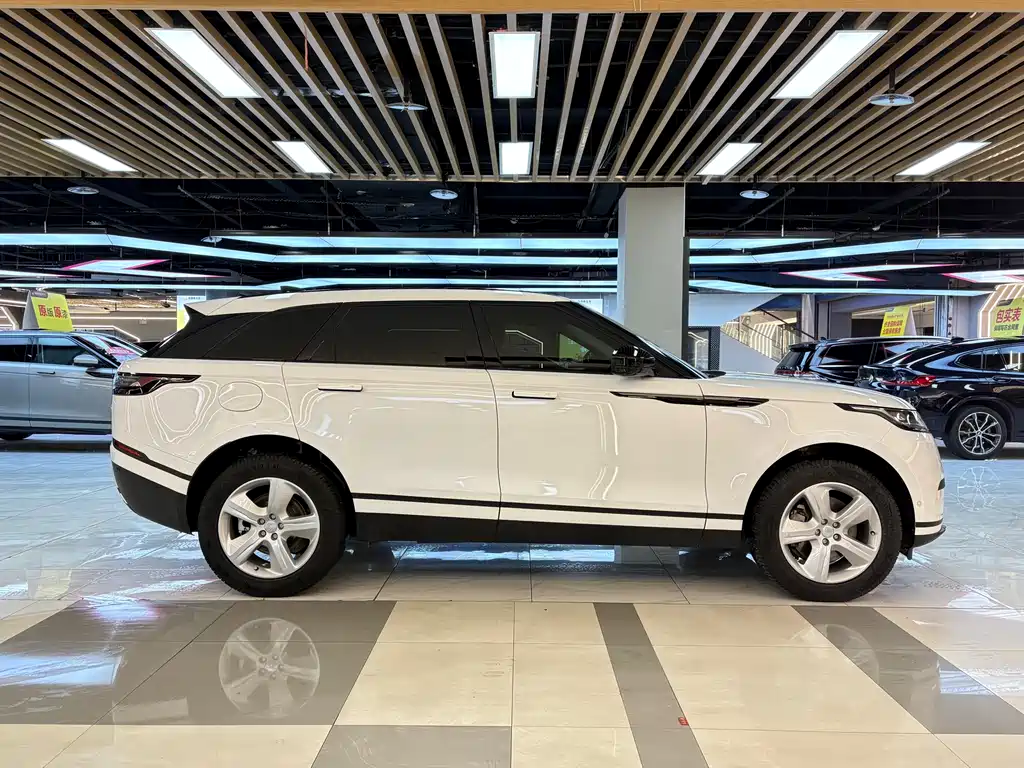 Land Rover Velar 2024 — фото 6