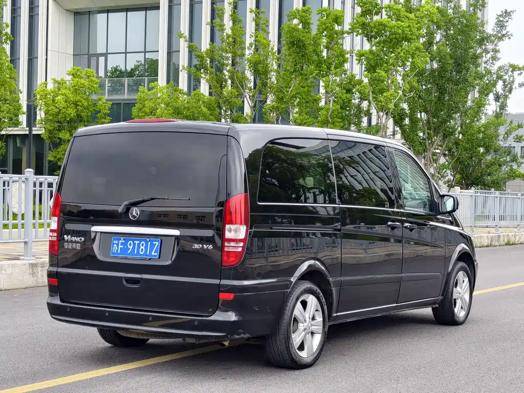 Mercedes-Benz Viano 2014