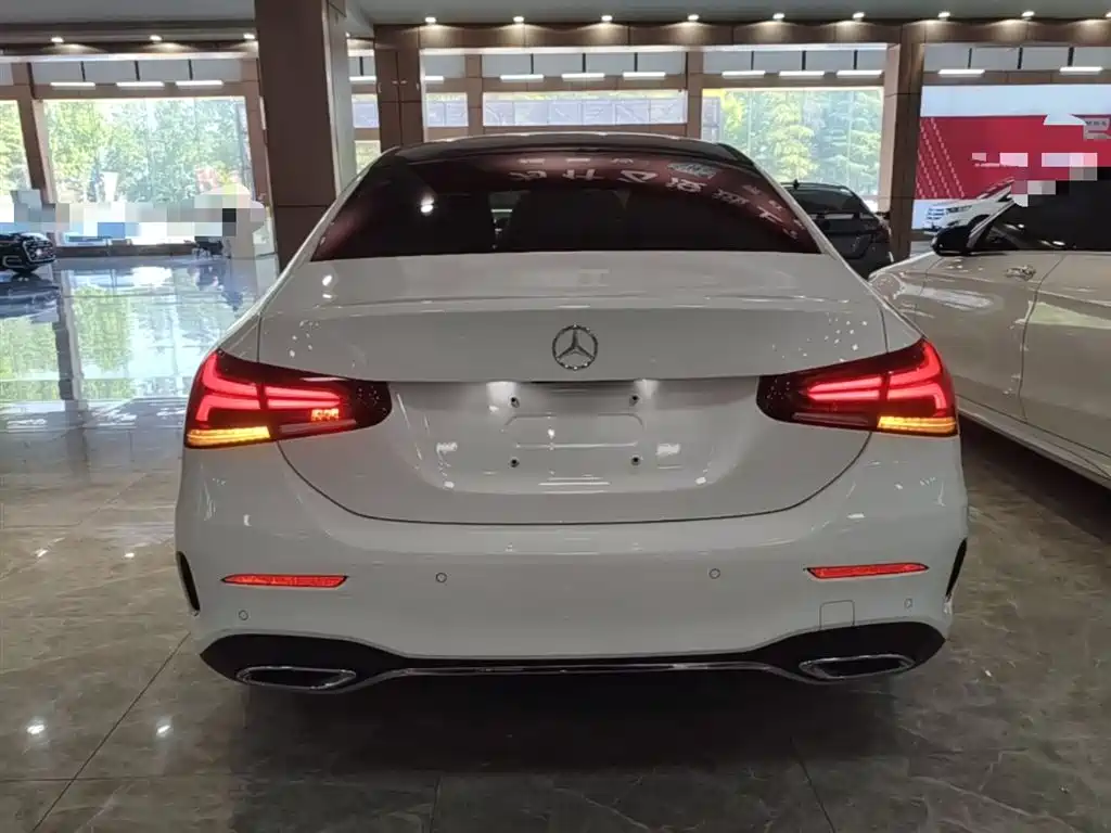 Mercedes-Benz A-Class 2021 — фото 6