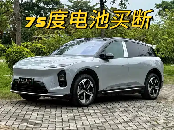 NIO ES6 2025