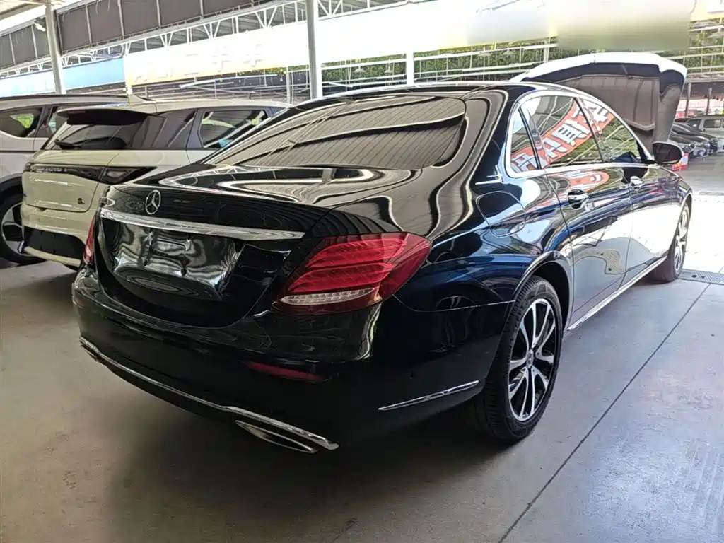 Mercedes-Benz E-Class 2018 — фото 7