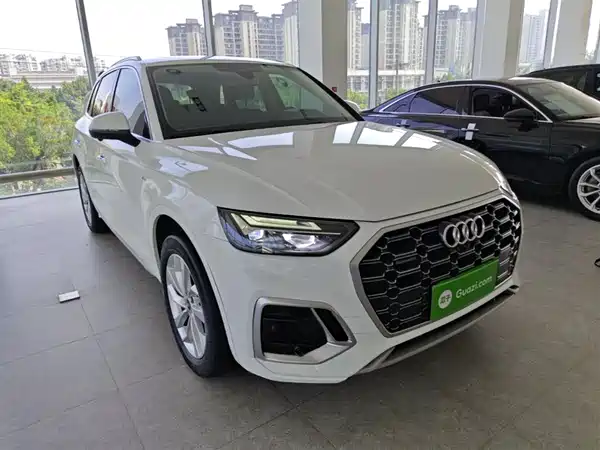 Audi Q5L 2021