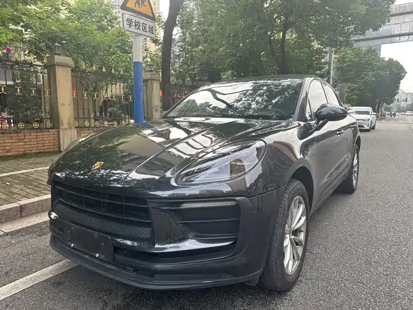 Porsche Macan 2023