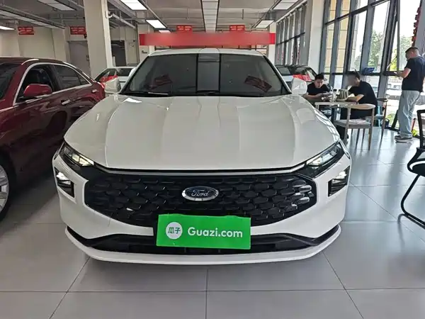 Ford Mondeo 2025
