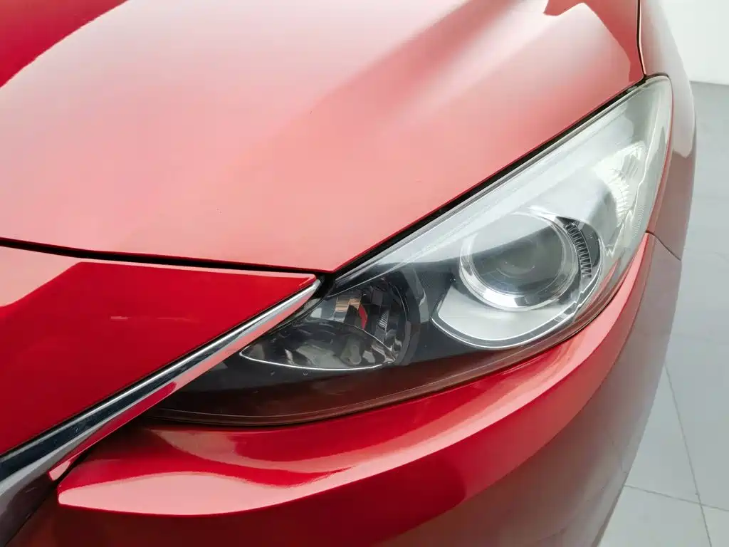 Mazda 3 Angkesela 2015