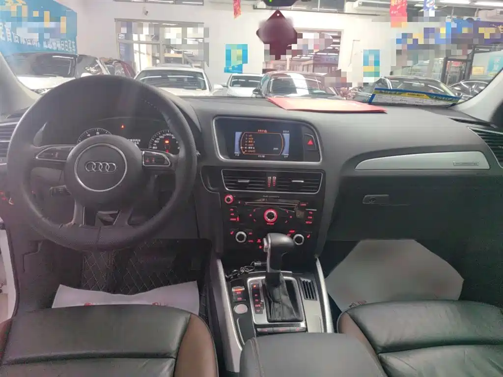 Audi Q5 2017 — фото 14