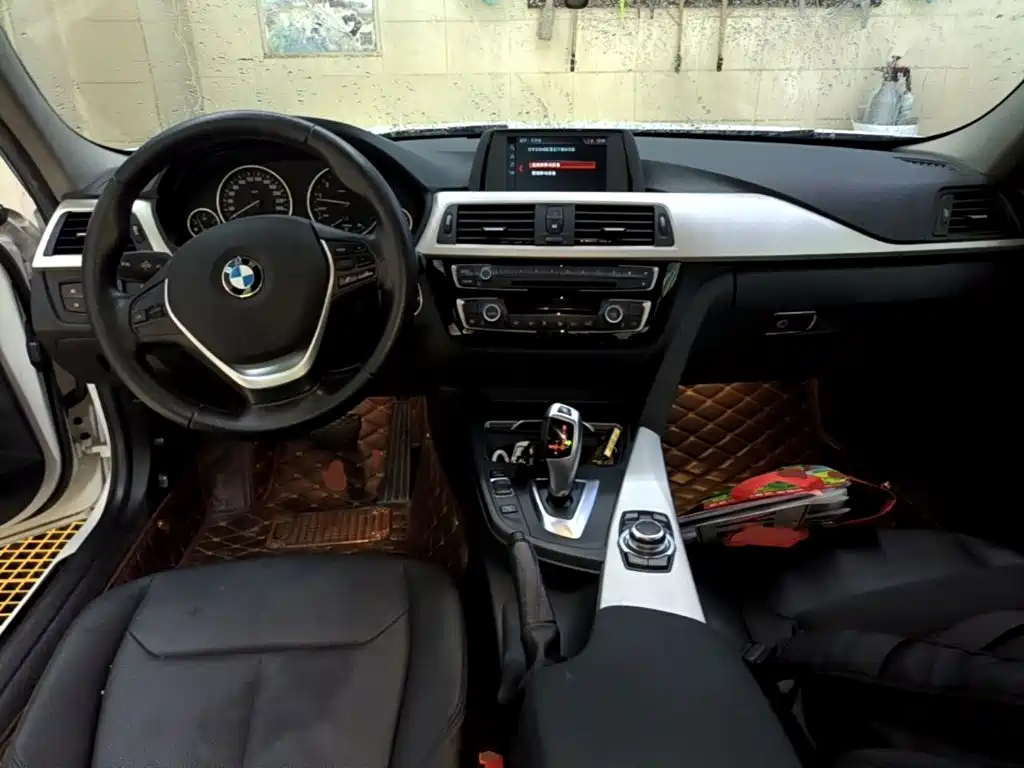 BMW 3 Series 2016 — фото 10