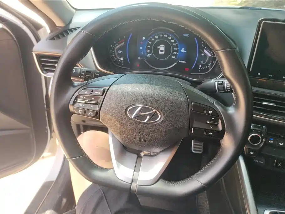 Hyundai Fista 2019 — фото 15
