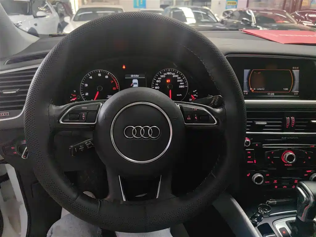 Audi Q5 2017 — фото 3