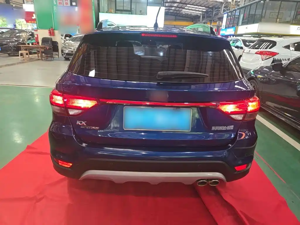Kia KX Cross 2018 — фото 6