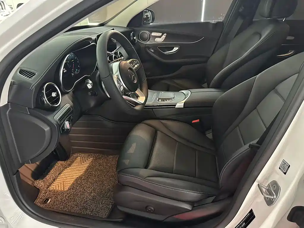 Mercedes-Benz C-Class 2021 — фото 4