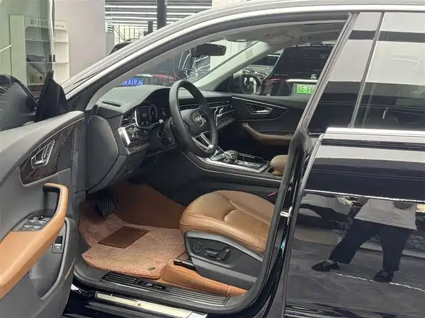 Audi Q8 2019