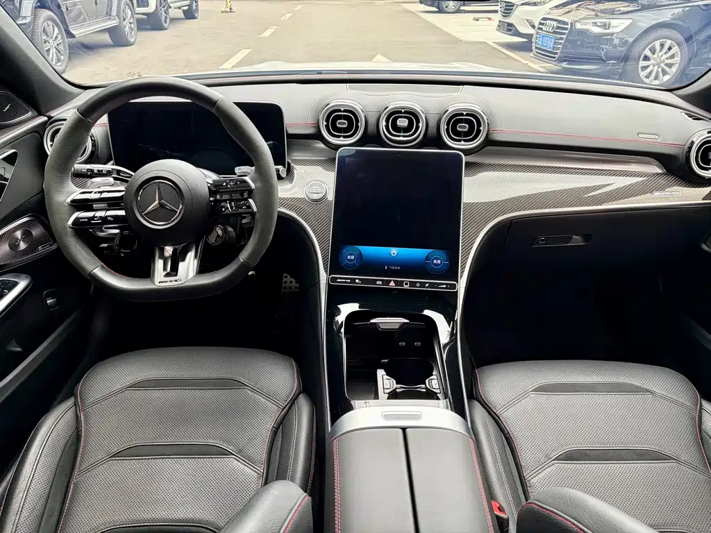 Mercedes-Benz C-Class AMG 2025 — фото 19