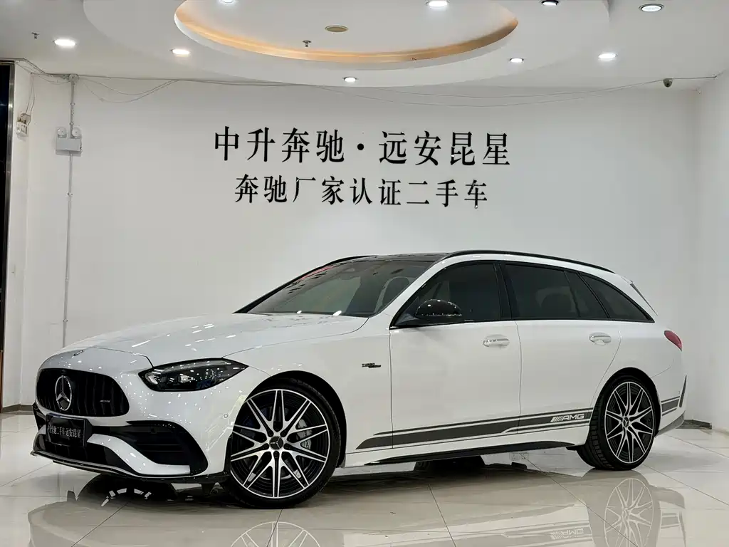 Mercedes-Benz C-Class AMG 2025 — фото 1