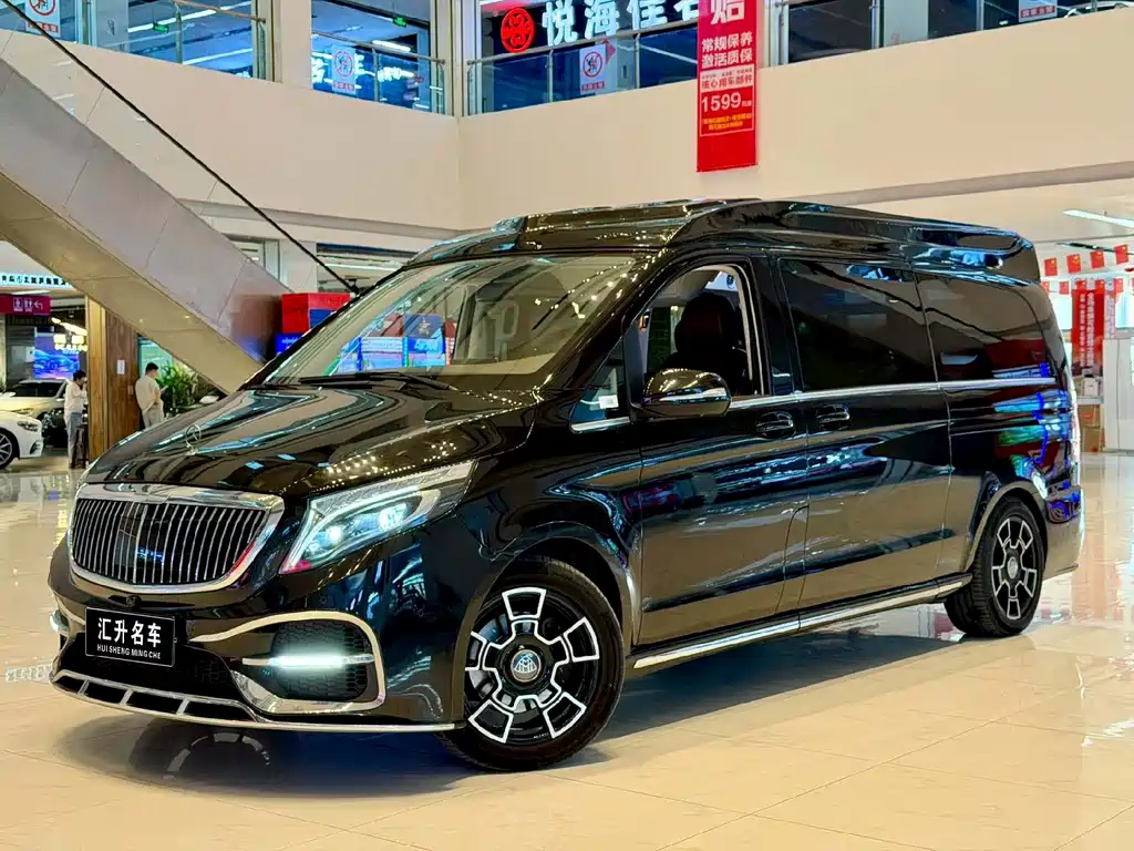Mercedes-Benz V-Class 2021 — фото 1