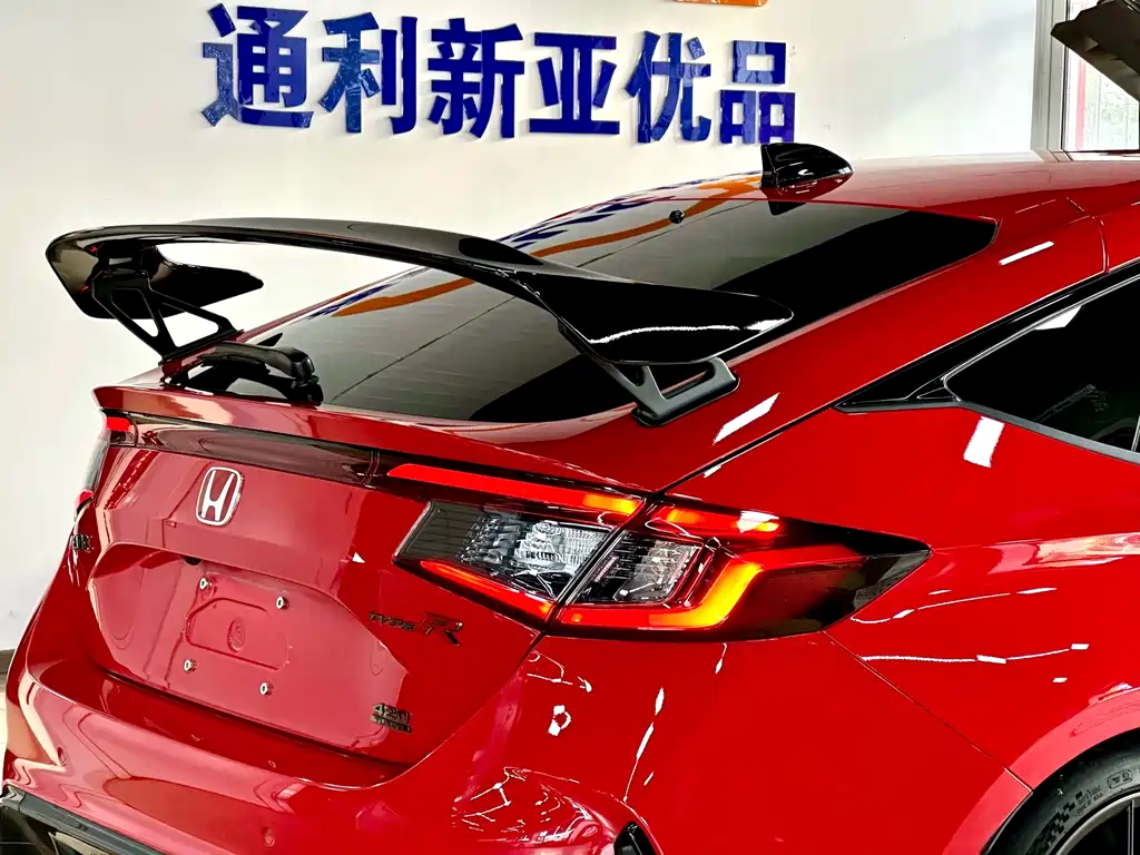 Honda Civic 2024 — фото 10