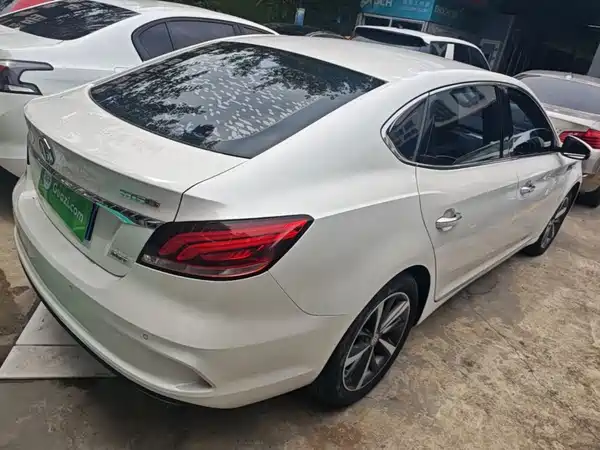 MG MG6 2019