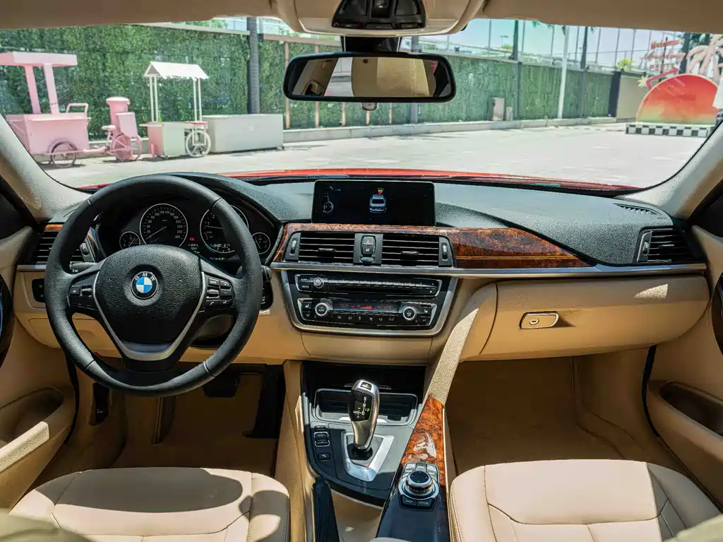 BMW 3 Series 2013 — фото 17