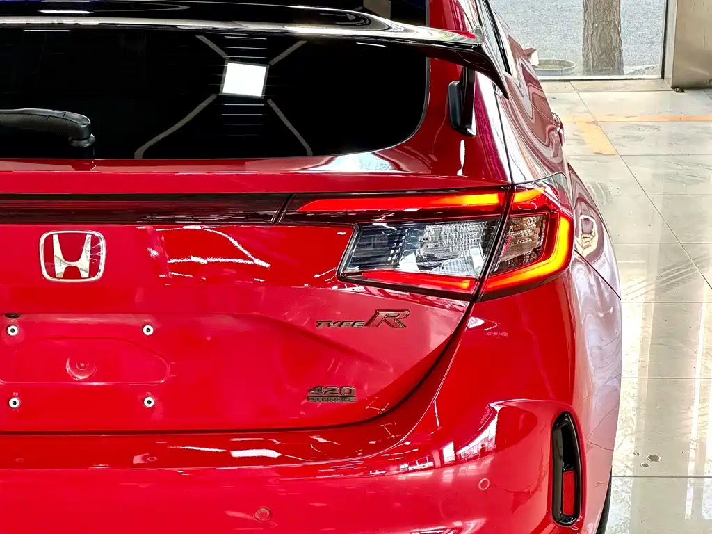 Honda Civic 2024 — фото 12