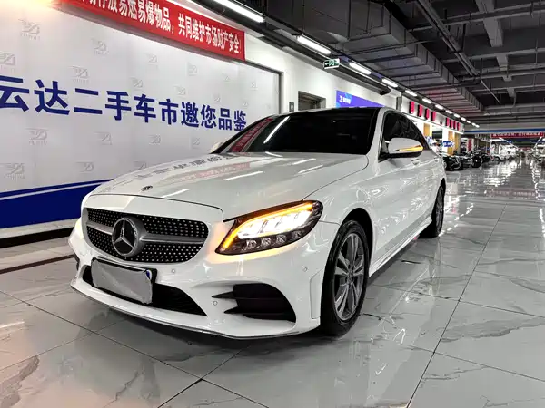 Mercedes-Benz C-Class 2021