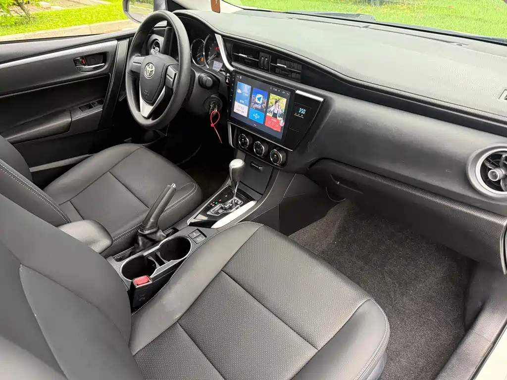Toyota Corolla 2017 — фото 14