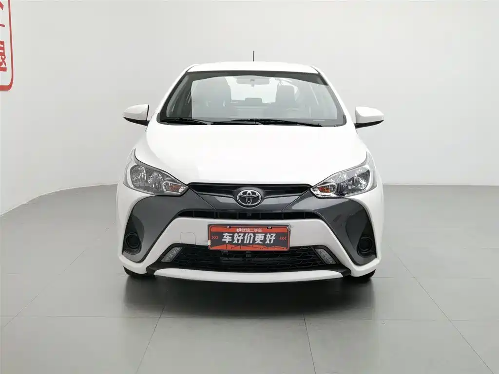 Toyota Yaris L 2021 — фото 3