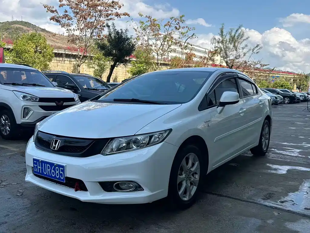 Honda Civic 2014 — фото 13