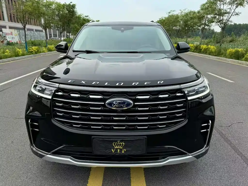 Ford Explorer 2023 — фото 2