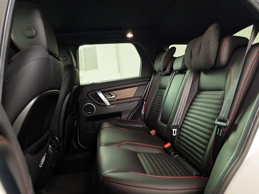 Land Rover Discovery Sport 2022 — фото 15