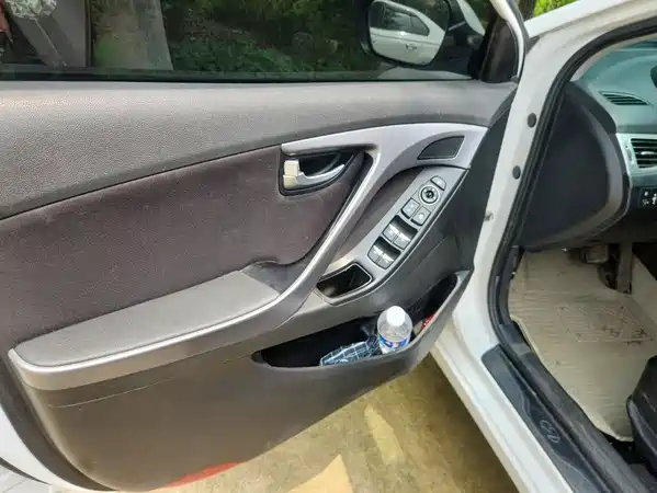 Hyundai Elantra Langdong 2016