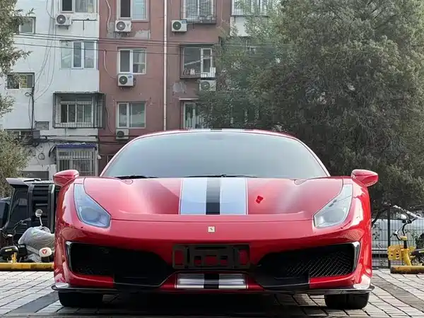Ferrari 488 2019