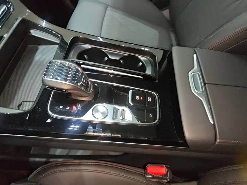 GAC Motor Trumpchi M8 2025 — фото 14