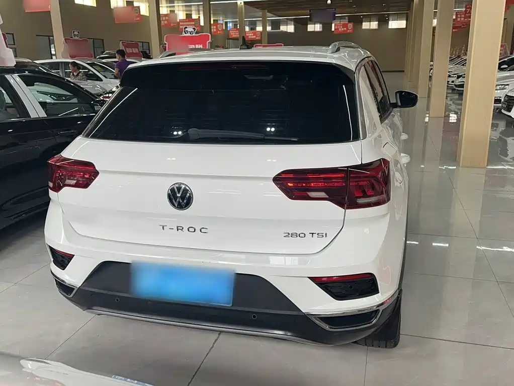 Volkswagen T-Roc 2021 — фото 12
