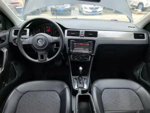 Volkswagen Santana 2016