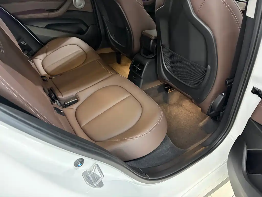 BMW X2 2021 — фото 14