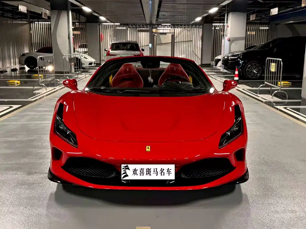 Ferrari F8 2022 — фото 2