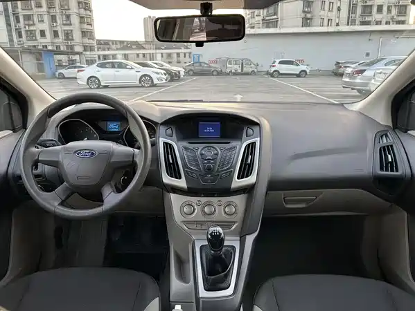 Ford Focus 2012