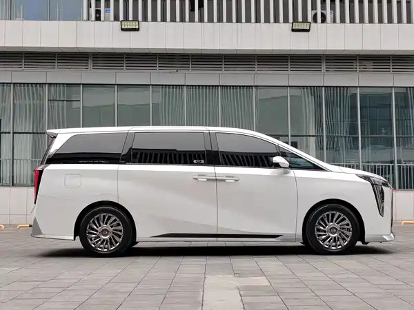 GAC Trumpchi M8 2023