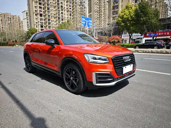 Audi Q2L 2021